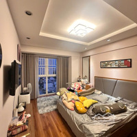 Bán Căn Hộ Hưng Phát 86,7M2 2 Phòng Ngủ 2 Vệ Sinhfull Nội Thất. Giá Bán 3,2 Tỷ. Đã Có Sổ