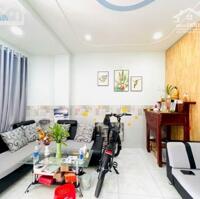Bán Nhà Riêng Thích Quảng Đức- Phú Nhuận - Nhà đẹp vaò ở ngay 45 m2 Nhỉnh 6 tỷ