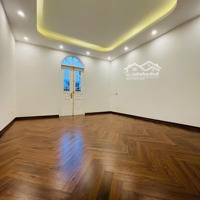 Bán Nhà Mặt Phố Trương Định - Thang Máy - Kinh Doanh Đỉnh