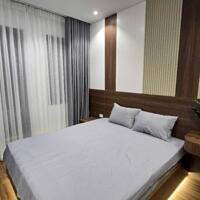Bán nhà 5 tầng thang máy Đống Đa 28m2 Full nội thất,ô tô đỗ cửa,Ngõ thông hè thoáng 7.9 tỷ