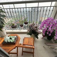 Chính Chủ Cần Muốn Bán Căn Hộ R6 Royal City 55M2, Đầy Đủ Nội Thất, Tầng Trung View Đẹp.