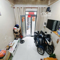 Bán Nhà Riêng Tại Đoàn Văn Bơ, 4,35 Tỷ, 105M2 Sd, 4 Phòng Ngủ 3 Vệ Sinh Giá Tốt