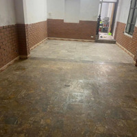 Cho Thuê 3 Phòng Nhà Phố 80M2 Lạc Long Quân Tây Hồ