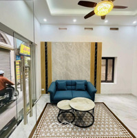 Siêu Hiếm Bán Nhà,Diện Tích 28M2,Mặt Tiền 5,1M,Ô Tô Đỗ Qua,Mặt Phố Kinh Doanh,Giá Chỉ 6,95 Tỷ