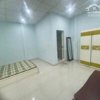 Cho thuê nhà nguyên căn hẻm xe hơi Lý Thường Kiệt P9, Tân Bình