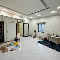 Cho thuê nhà 3.5 tầng, đường Lê Thị Xuyến, Thanh Khê, Đà Nẵng. DT 70m2. Giá chỉ 16 triệu/tháng