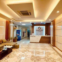 Khach Sạn 3 Sao - Vị Trí Trung Tâm Quận Cầu Giấy - View Hồ Cực Đẹp, Hợp Đồng Thuê 2 Tỷ/ Năm -