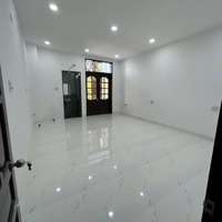 Bán Nhà Mặt Phố Kinh Doanh 72.7 M2 Ngang 4,59M Dài 15,8M Đường Hoàng Diệu, P.vĩnh Nguyên,Nt 14.2 Tỷ