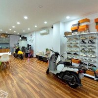 Bán Nhà Chdv 4,3X 15,5M2X3 Tầng, Thu Nhập 30 Triệu/Tháng, Hẻm 5M- Cáchmặt Tiềnđoàn Văn Bơ 50M, 8Tỷ Tl