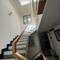 Cần Bán Nhà Trần Hữu Trang, Phú Nhuận, 4.8X13M, 2 Tầng St, Khu An Ninh, Giá Chỉ 11 Tỷ Tl