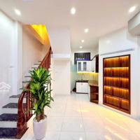 Em Đang Bán Nhà Ngõ 105, Ngách 64, Số 2 Phố Bạch Mai. Diện Tích 29~30M2, 4T, Giá Bán 6.15Tỷ Siêu Đẹp Ạ
