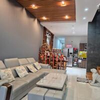 BÁN NHÀ 3 TẦNG ĐƯỜNG THANH LƯƠNG 10 ( ĐÔNG NAM , 100 M2 ) - HOÀ XUÂN , CẨM LỆ .