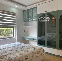 Bán Gấp Ch 2 Phòng Ngủtại Saigon South Residences, 5 Tỷ 350 Triệu. Sổ Hồng Trao Tay