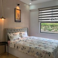 Bán Gấp Ch 2 Phòng Ngủtại Saigon South Residences, 5 Tỷ 350 Triệu. Sổ Hồng Trao Tay