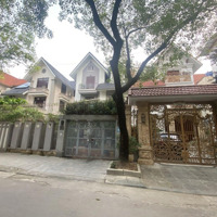 Bán Biệt Thự 4 Tầng Tại Kđt Văn Phú, Quận Hà Đông180M2, Mặt Tiền 10M. Giá 230 Triệu/M2.