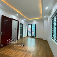 Nhà 5 Tầng. Ngay Sân Bóng Đá, Hồ Sen, Nhà Văn Hóa. 300M Ra Ql6. Tiện Oto, Xe Bus. Giá Hơn 3 Tỷ
