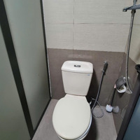 Chính Chủ Cho Thuê Lâu Dài. Nhà Tập Thể Tầng 1. 55M2. Giá Bán 5.5 Triệu/ 1 Tháng.
