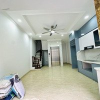 Bán Nhà Riêng 4 Phòng Ngủ 6 Vệ Sinh 43M2 Tại Giáp Bát, Hoàng Mai, 8,4 Tỷ