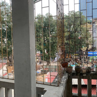 1N1K Nguyên Hồng 40M2 Có Ban Công , Ngõ Nông , Ô Tô Đỗ Cửa, Cực Thoáng Cực Chill