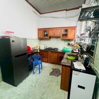 Bàn nhà 1 trệt 1 lầu gần Sân Banh Biên Hòa, Quang Vinh, 94m2, giá 4 tỷ 200.