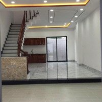 Bán Nhà 3 Tầng Khu Đô Thị Hà Quang 1 Nha Trang - Hiện Trạng. 1 Trệt 2 Lầu. 4 Phòng Ngủ 3 Vệ Sinh1 Phòng Thờ
