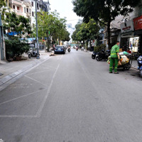 Cực Hiếm ! Nhà Dương Khuê 45M2*7T*T/Máy, Đường To Ngõ Thông Kd, Vỉa Hè Đá Bóng, Giá Chỉ 21,95 Tỷ