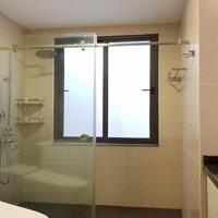 Cho thuê căn hộ dịch vụ tại Tô Ngọc Vân, Tây Hồ, 120m2, 2PN, ban công, view thoáng, đầy đủ nội thất hiện đại