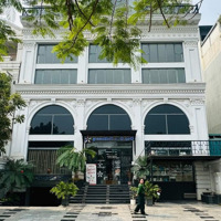 Cho Thuê Nhà Mới Liền Kề Mặt Phố Hàm Nghi, Diện Tích: 90M2X 5T, Mt: 6M, Thông Sàn. Liên Hệ: 0384343535