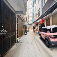 Bán Nhà Đường Láng Đông Đa - Gara Ô Tô - Phân Lô - Kinh Doanh Sầm Uất - Ngõ Thông - Vị Trí Siêu Đẹp
