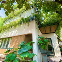 Bán Biệt Thự Sân Vườn Kiểu Châu Âu - Ngang 8M 200M2 Đường 138, P. Tân Phú, Tp. Thủ Đức (Q9)