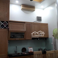 Bán Nhà Mặt Phố Kim Mã Trung Tâm Quận Chính Trị Ô Tô 2 Chiều Vỉa Hè Đá Bóng 5 Tầng 47M Giá Bán 27.5 Tỷ