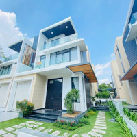 Bán Bt Song Lập Lucasta Khang Điền, 10X17,5M2, Nhà Full Nội Thất, Đẹp, Mới, Hiện Đại. Sổ Hồng