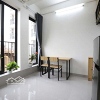 Bán Toà Apartment Đường Cầu Giấy, 140M2 X 9T.mặt Tiền7.5M. 43 Tỷ, Cho Thuê 200 Triệu/Th