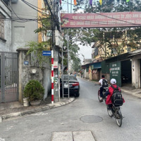 Bán Gấp Đất Tại Đường Dương Đức Hiền, Gia Lâm. 4 Chỗ Vào Đất, Chỉ Hơn 40 Triệu/M2