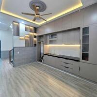 Bán nhà 1 trệt 2 lầu cạnh chợ đêm Hoà Lân – Bình Dương