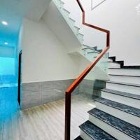 Bán nhà 1 trệt 2 lầu cạnh chợ đêm Hoà Lân – Bình Dương