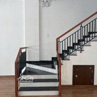 Bán 2 Căn Shophouse Ở Meyhomes Capital Phú Quốc