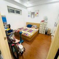 Chính chủ gửi bán căn hộ 2 ngủ, tầng đẹp tại tòa HH03D KDT Thanh Hà Cienco 5