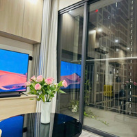Sở Hữu Ngay Căn 1 Phòng Ngủ+ Masteri Water Front Full Nội Thất Cao Cấp Chỉ Từ 7 Triệu - Liên Hệ: 037.696.2786