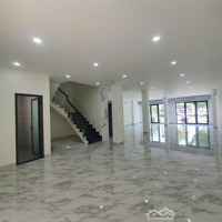 Cho Thuê Nguyên Căn Nhà Phốmặt Tiềnnx-Lp Đối Diện Vinschool Sầm Uất Nhất Vinhomes Grand Park