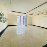 Nhà Nguyên Cănmặt Tiềnhậu Giang, P. 4, Dt: 8X20M. 1 Trệt 5 Lầu, Thang Máy. Giá 65 Triệu/Tháng