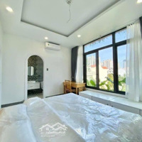Cho Thuê Căn Hộ Ban Công View Bờ Kè Ngay Mặt Tiền Trường Sa, Quận 3. Liên Hệ: 0332255770 Xem Phòng Nhé