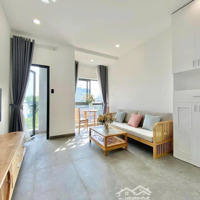 Cho Thuê Căn Hộ Ban Công View Bờ Kè Ngay Mặt Tiền Trường Sa, Quận 3. Liên Hệ: 0332255770 Xem Phòng Nhé