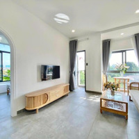 Cho Thuê Căn Hộ Ban Công View Bờ Kè Ngay Mặt Tiền Trường Sa, Quận 3. Liên Hệ: 0332255770 Xem Phòng Nhé