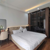 Phố Hot! Bán Nhà Bồ Đề 42M2 X 7 Tầng, Thang Máy, Mặt Tiền 5.1M, Ngõ Rộng, Thoáng Giá Chỉ 11.2 Tỷ!