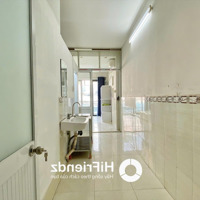 Chdv Ban Công , Tách Bếp Rộng 30M2 Full Nội Thất Gần Cầu Nguyễn Văn Cừ