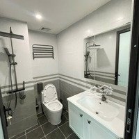 Nhà Đẹp! Bán Nhà Phố Trạm 45M2 X 7 Tầng, Thang Máy, Ngõ Thông, Gara Oto, 3 Thoáng Giá Chỉ 11.8 Tỷ