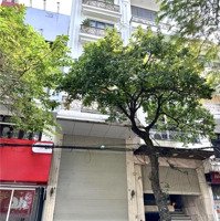 Bán Nhà Phân Lô Víp Nhất Hoàng Cầu, 3 Ô Tô Tránh,Diện Tích70M, 7 Tầng, Giá Bán 36.5 Tỷ