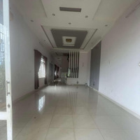 Hot Hot Cho Thuê Nhà Mặt Tiền Vành Đai 240M2 Giá Cực Mềm Chỉ 6 Triệu/Tháng!!