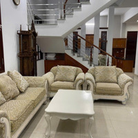 Cho Thuê Biệt Thự 200M2 X 4 Tầng, Full Nội Thất, Giáp Vin Smart City, 25 Triệu. Liên Hệ: 0888516777